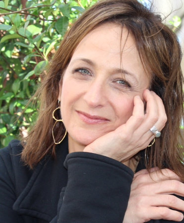 Photo of Debbie Stier