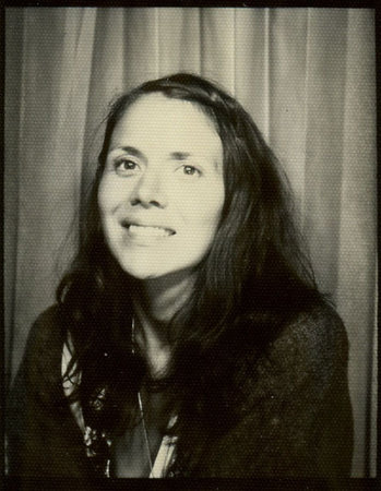 Photo of Julie Morstad