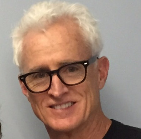 Photo of John Slattery