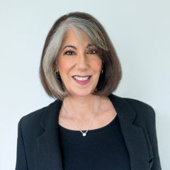 Photo of Renée Rosen