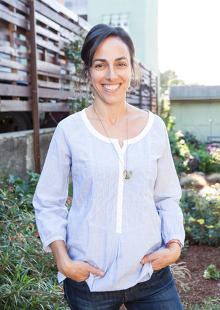 Photo of Carolyn Federman