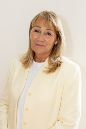Photo of Fiona Valpy