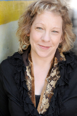 Photo of Gillian Bagwell