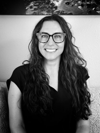 Photo of Natalia Aíza, LPC, MA