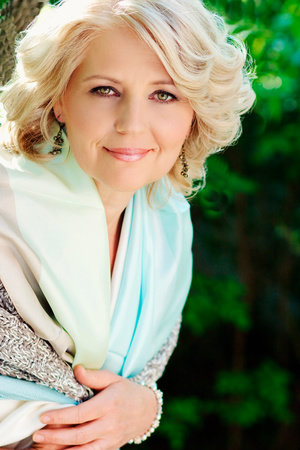 Photo of Mary Ellen Taylor