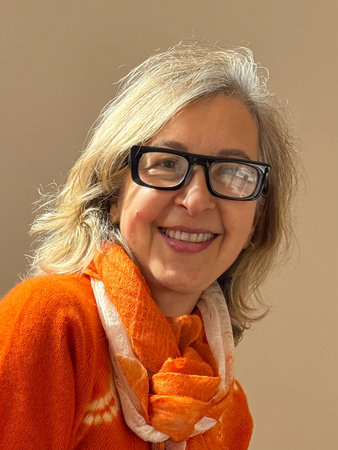 Photo of Firoozeh Dumas