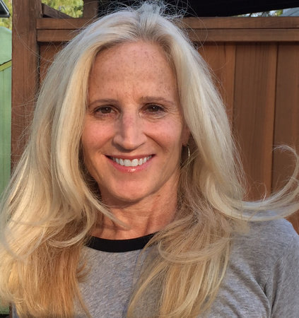 Photo of Leslie Schwartz