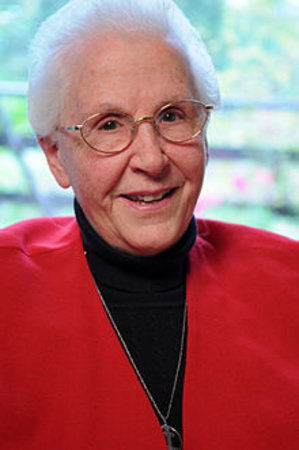 Photo of Sue Mosteller