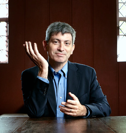 Photo of Carl Zimmer