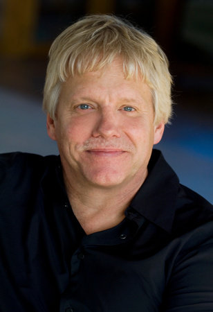 Photo of Robert Alexander